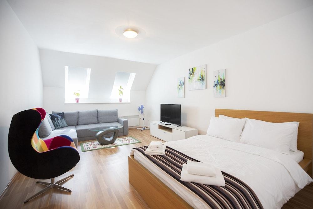 Prague City Stay Rohacova Εξωτερικό φωτογραφία